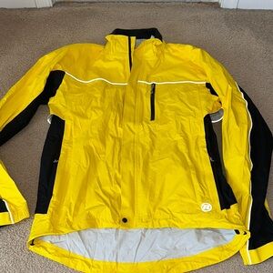 Novara cycling rain jacket